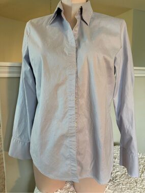 Light Purple Women's Button-Up Shirt